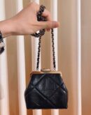 Chanel Mini Clutch with Chain链子小包夹子包AP1555 B03941 94305