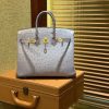 a05c9aa1b2952b2.jpg 爱马仕 Birkin 25cm 浅蓝紫 南非进口鸵鸟皮 顶级手缝工艺 金扣
