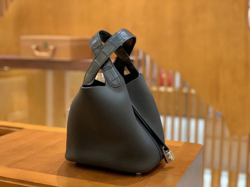 爱马仕 Piction 18cm 经典黑 银扣 鳄鱼皮拼牛皮 全手工缝制 现货 - Image 3