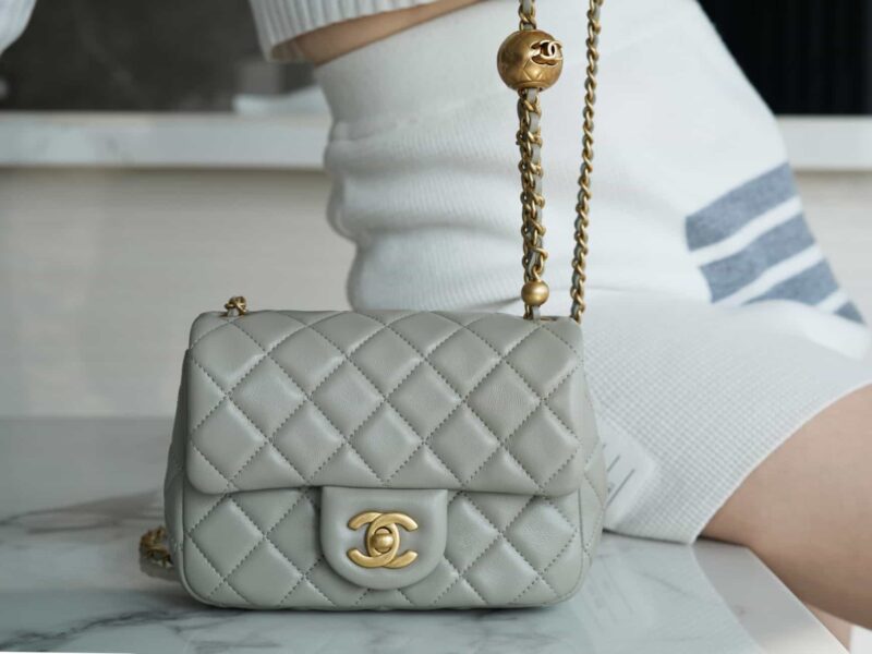 CHANEL 22C春夏 金属球方胖子 AS1786灰绿