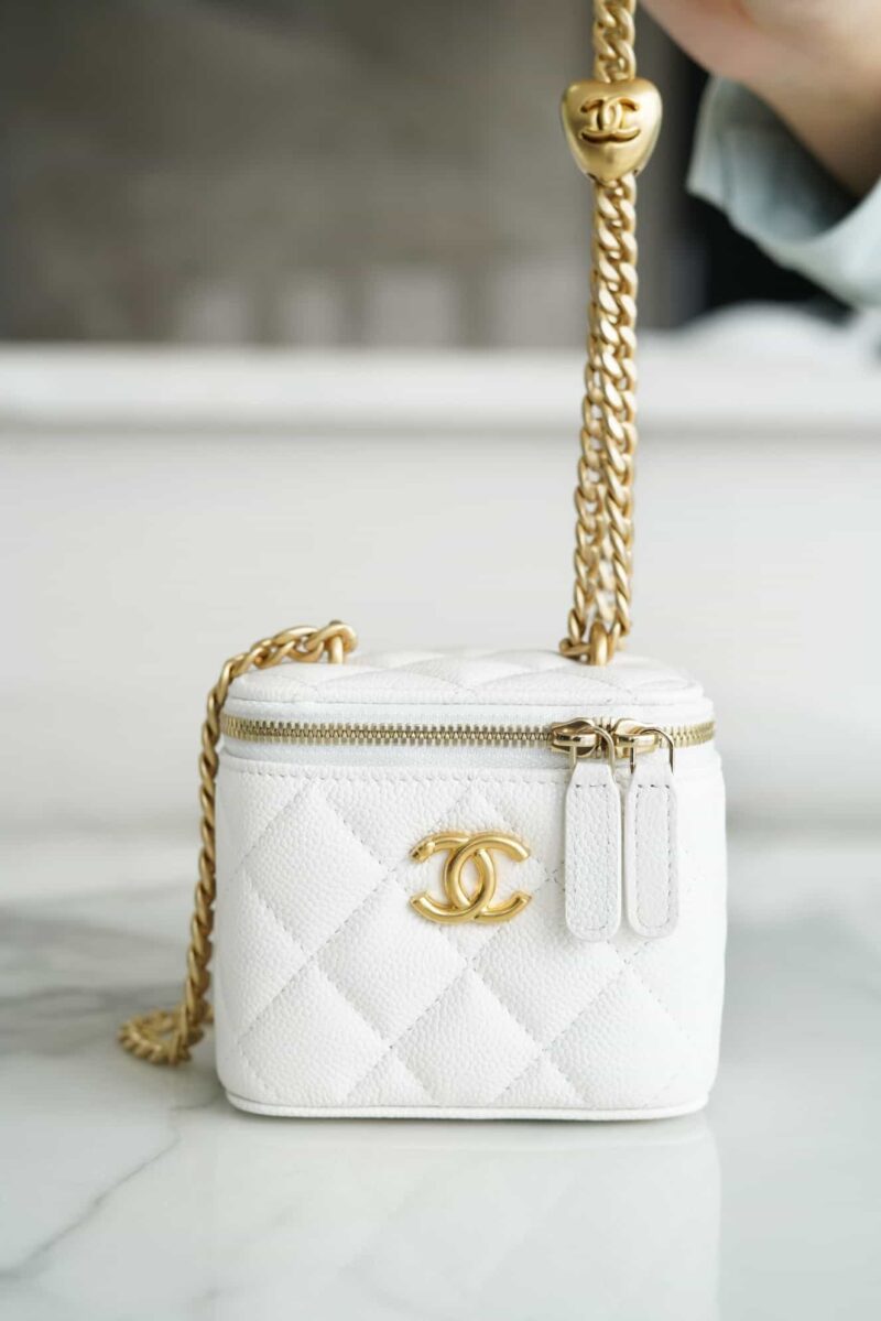 CHANEL 23P爱心调节扣小盒子 AP3203白色
