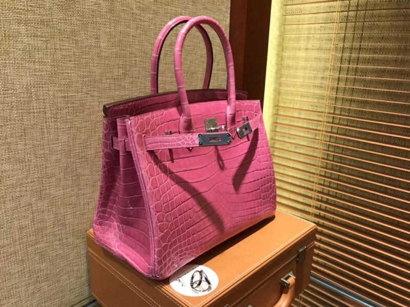 爱马仕 Birkin铂金包 桃红色 一级皮 尼罗鳄鱼 进口原料 顶级手缝工艺 30cm - Image 6