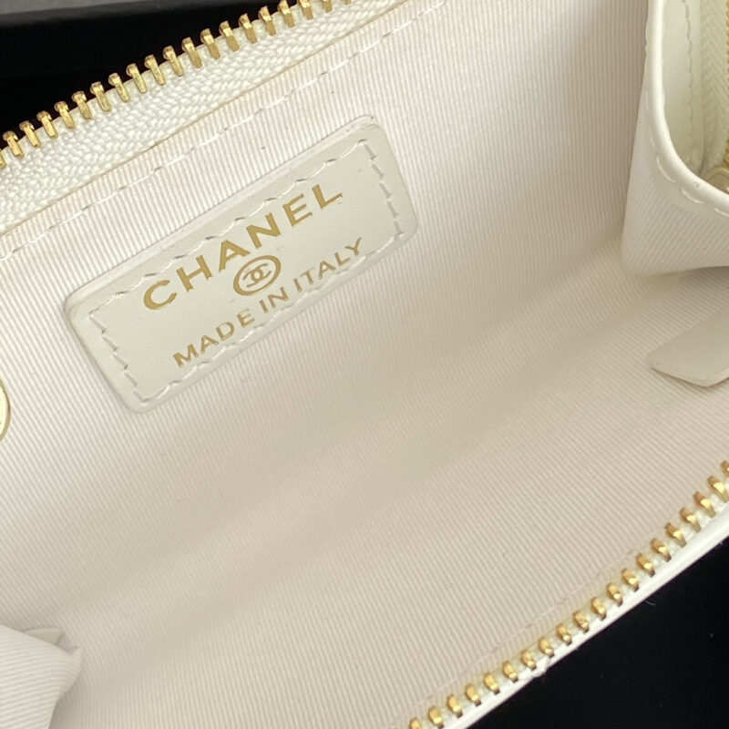 Chanel AP0221零钱包白色漆皮金扣免检版 - Image 7