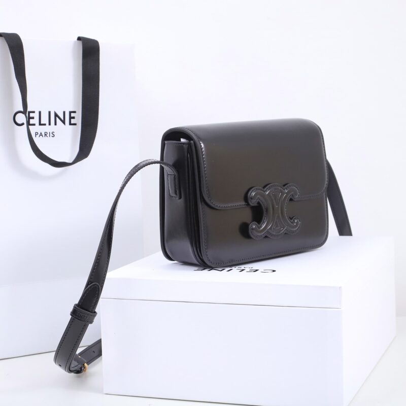 Celine*Triomphe系列单肩包199233黑色小号免检版 - Image 4