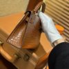 爱马仕 Mini Kelly 迷你凯莉 咖啡色 一级美洲鳄鱼皮 全手工缝制 臻品级别 金扣 19cm 2代