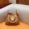 爱马仕 Lindy 琳迪包 土黄色 Togo牛皮 进口 原料 蜡线手缝 银扣 30cm