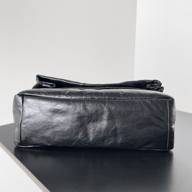 BalenciagaMonaco系列23款冬季黑金M - Image 3