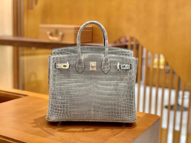 爱马仕 Birkin 铂金包 巴黎灰 一级皮 尼罗鳄鱼皮 臻品级别 银扣 25cm