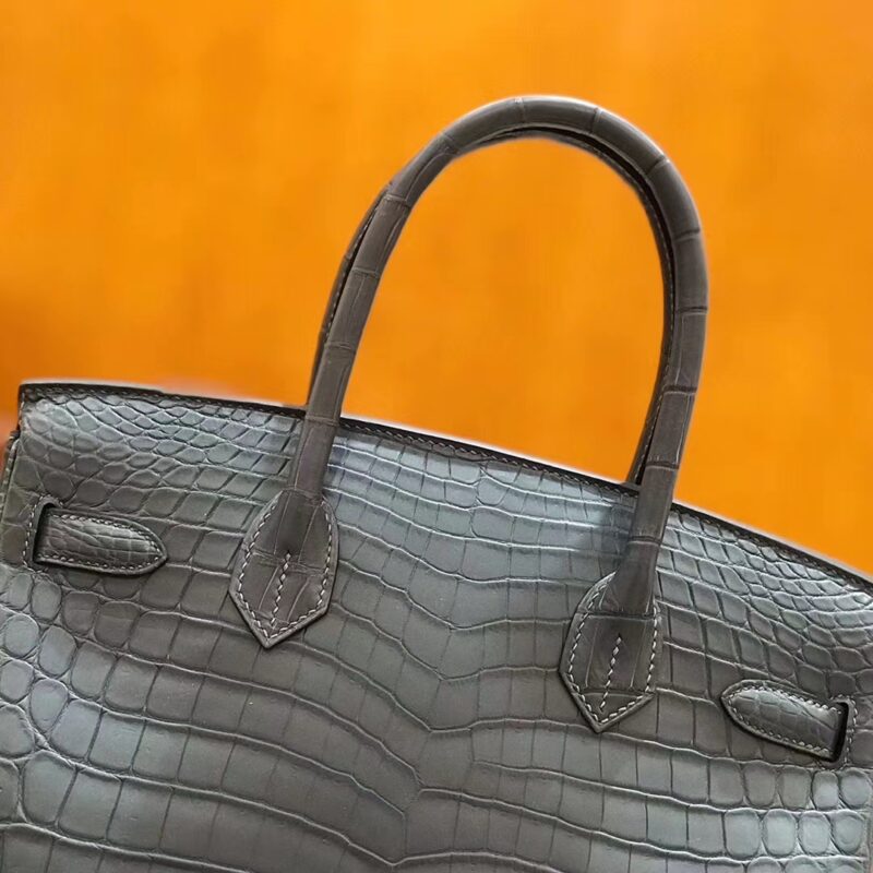 爱马仕 Birkin 30cm 海鸥灰 尼罗鳄鱼皮 金扣 原版蜜蜡线 顶级手缝 现货 - Image 4