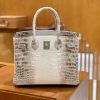 爱马仕 Birkin 30cm 喜马拉雅 一级尼罗鳄鱼皮 银扣 原版蜜蜡线 顶级手工缝制