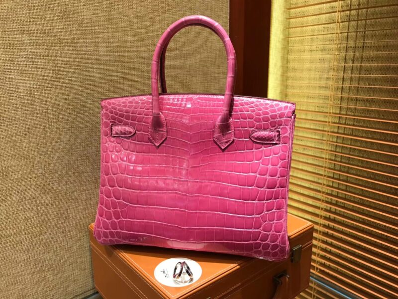 爱马仕 Birkin铂金包 桃红色 一级皮 尼罗鳄鱼 进口原料 顶级手缝工艺 30cm - Image 5