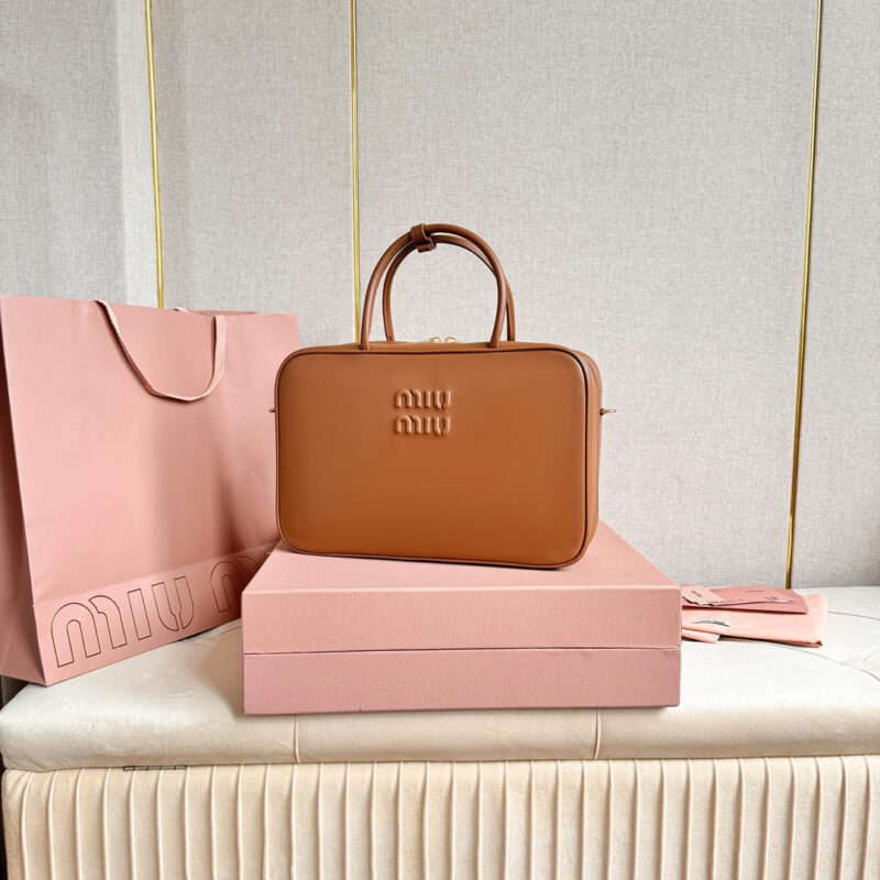 miumiu*5BB17长肩带公文包棕色免检版 - Image 4