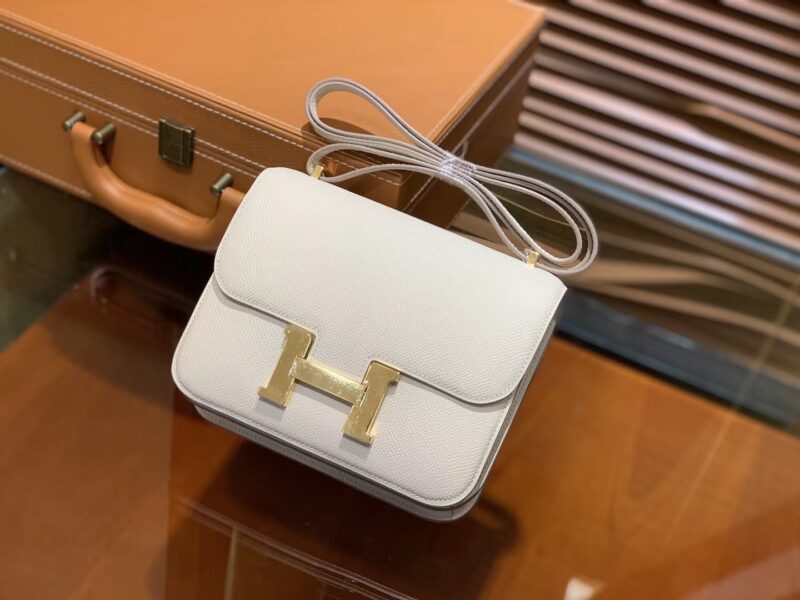 爱马仕 Constance空姐包 掌纹 奶昔白 顶级全手工缝制 金扣 18cm - Image 3