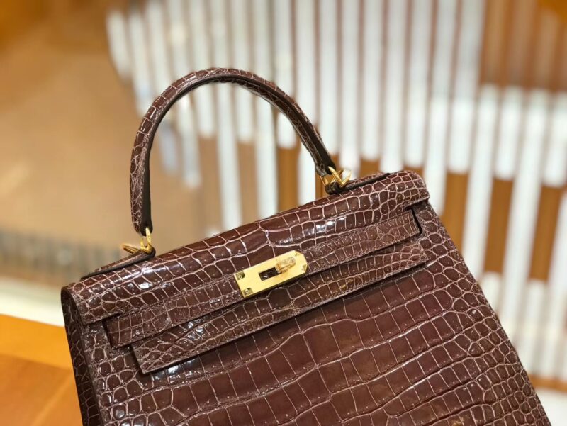 爱马仕 Kelly 28cm 咖啡色 摩卡色 野生湾鳄 鳄鱼皮 金扣 原版蜜蜡线 顶级手缝 现货 - Image 4