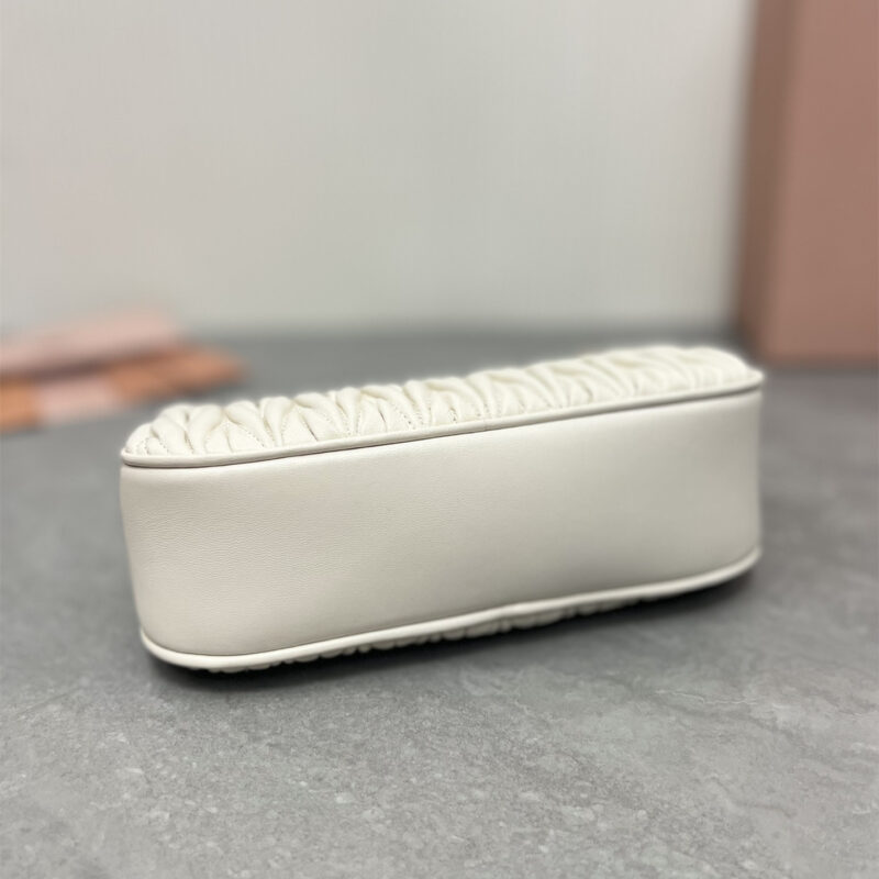 miumiu缪缪*5BH211单肩包白色水晶链免检版 - Image 4