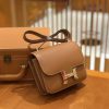 b731c459ca92538.jpg 爱马仕 Constance 18cm evercolor 牛皮 金棕色 银扣 全手工缝制