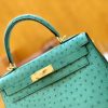 c5f8589d7cd65b9.jpg 爱马仕 Kelly 28cm 湖水绿 金扣 南非KK鸵鸟皮 全手工缝制