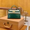 c6aa90069bd9ad5.jpg 爱马仕 Mini Kelly 迷你凯莉 翡翠绿 一级美洲鳄鱼皮 臻品级别 金扣 19cm