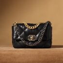 Chanel 19Bag系列小羊皮口盖包黑色XS免检版