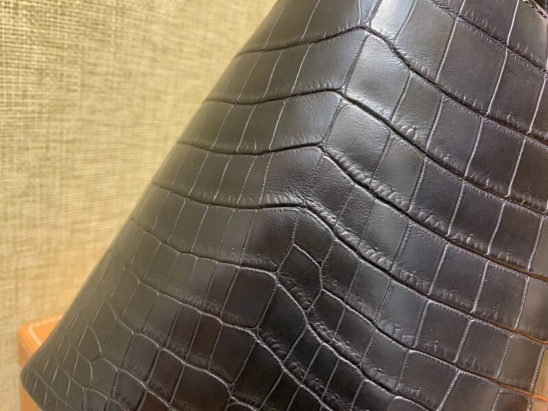 爱马仕 Picotin 菜篮子 鳄鱼皮 经典黑 全手工缝制 18cm