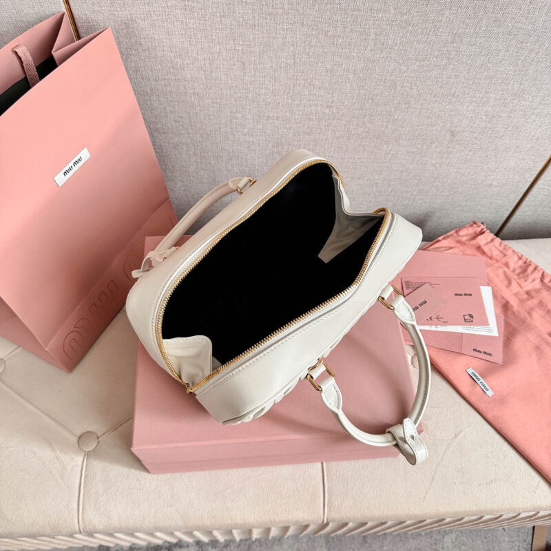 miumiu缪缪*5BB148保龄球包袋白色免检版 - Image 9
