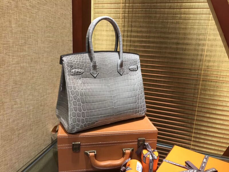 爱马仕 Birkin铂金包 斑鸠灰 一级皮 尼罗鳄鱼 进口原料 顶级手缝工艺 银扣 30cm - Image 7