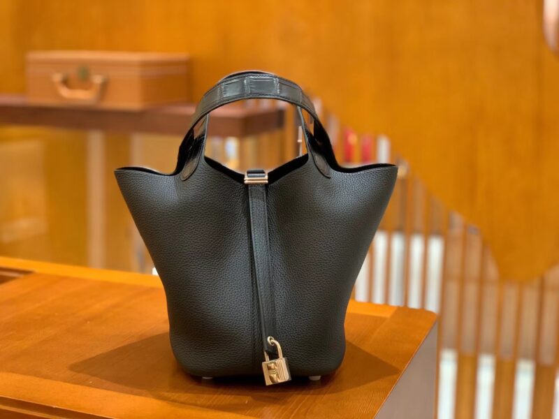 爱马仕 Piction 18cm 经典黑 银扣 鳄鱼皮拼牛皮 全手工缝制 现货