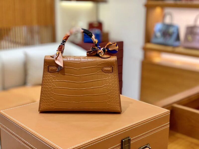 爱马仕 Mini Kelly 美洲鳄鱼皮 哑光 臻品级别 19cm - Image 5