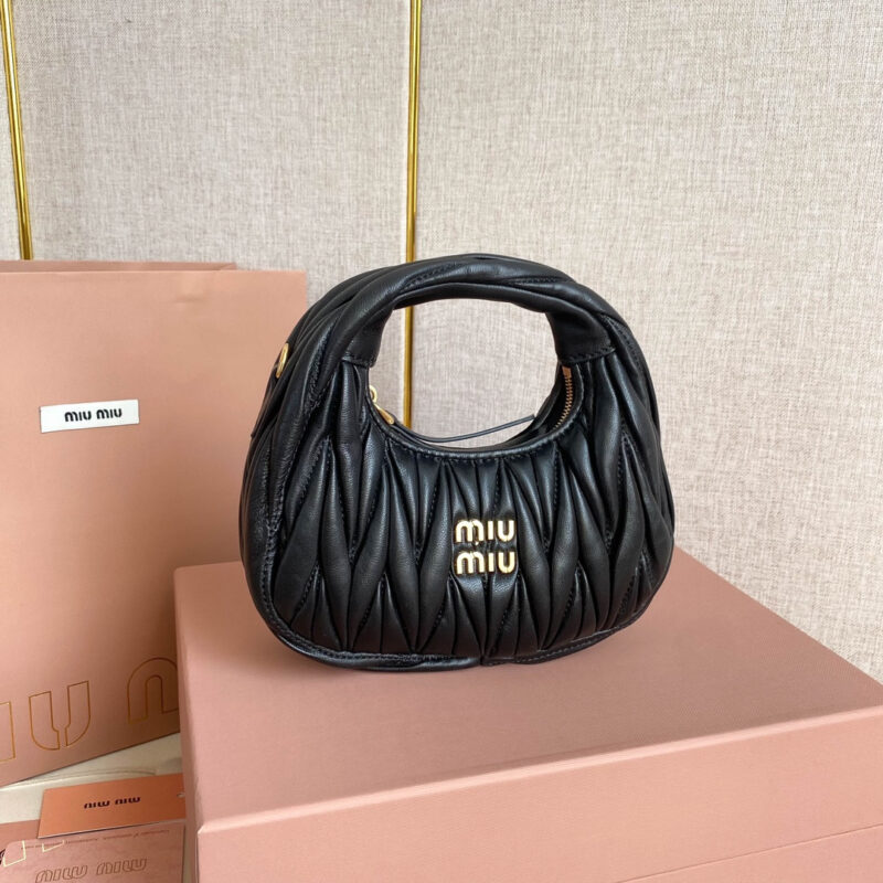 miumiu缪缪*5BP078Mini单肩包黑色免检版 - Image 8