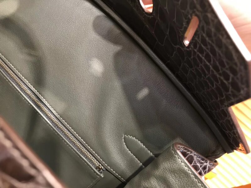 爱马仕 Birkin铂金包 锡器灰 一级皮 尼罗鳄鱼 进口原料 顶级手缝工艺 金扣 35cm - Image 3