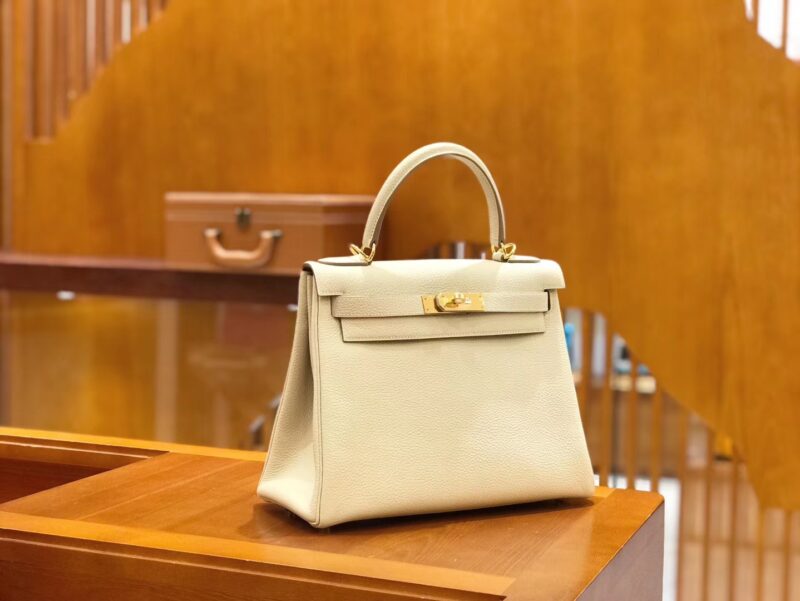 爱马仕 Kelly 28cm togo 牛皮 奶昔白 金扣 全手工缝制 现货 - Image 2