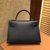 爱马仕 Mini Kelly迷你凯莉 黑色 德国掌纹牛皮 全手工缝制 臻品级别 银扣 19cm