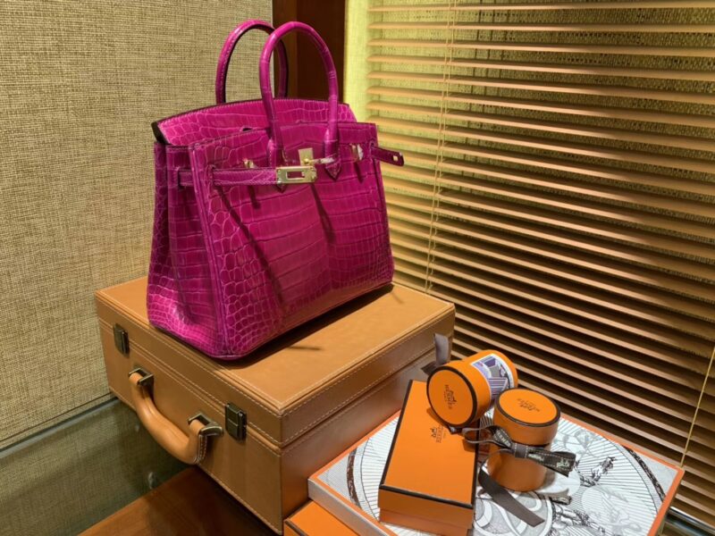 爱马仕 Birkin铂金包 天方夜谭紫 一级皮 尼罗鳄鱼 进口原料 顶级手缝工艺 25cm - Image 8