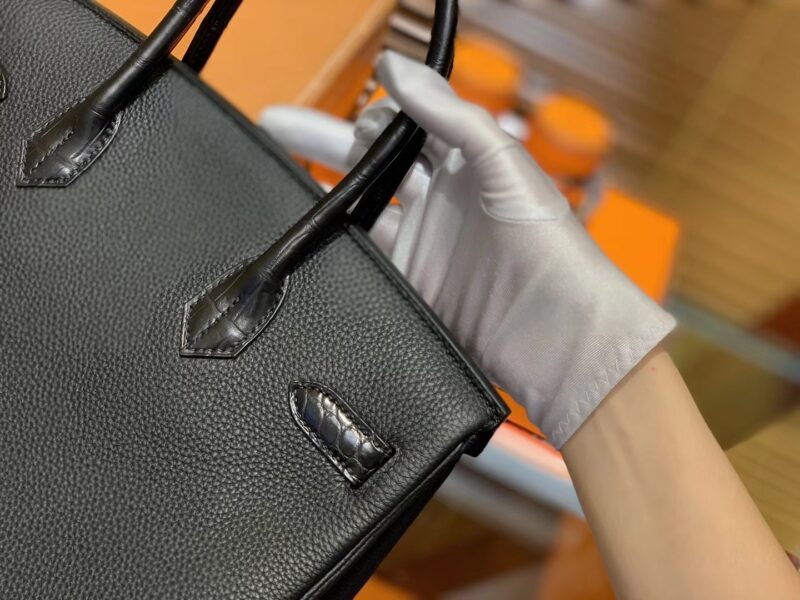 爱马仕 Birkin 铂金包 经典黑 鳄鱼皮拼德国togo牛皮 全手工缝制 金扣 30cm - Image 4