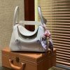 爱马仕 Lindy 26cm 奶昔白 鳄鱼皮拼togo牛皮 顶级手工缝制 银扣