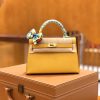 爱马仕 Mini kelly 迷你凯莉 琥珀黄 掌纹小牛皮 全手工缝制 臻品级别 银扣 19cm 现货