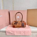 miumiu缪缪*Arcedir系列5BB148几何图案保龄球包免检吧