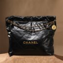 Chanel沙滩袋早春新款黑色/金扣M免检版