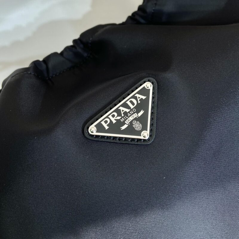 Prada*ReEdition系列B6250腋下包大号黑色免检版 - Image 7