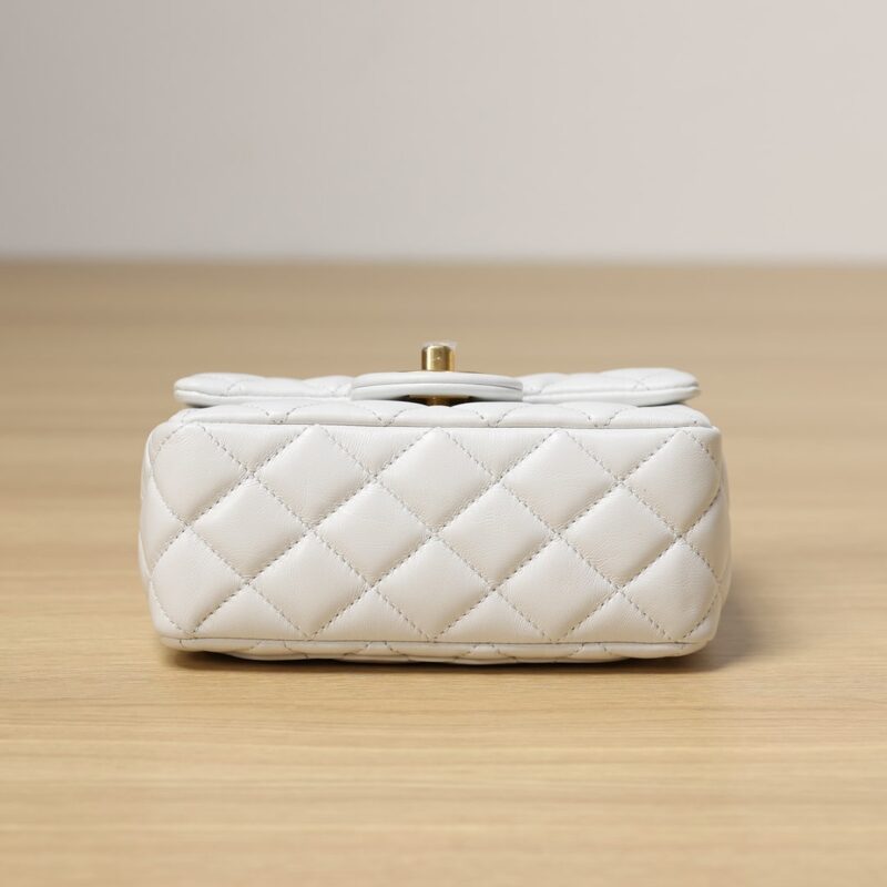 Chanel CF系列方胖子金球包白色XS免检版 - Image 6
