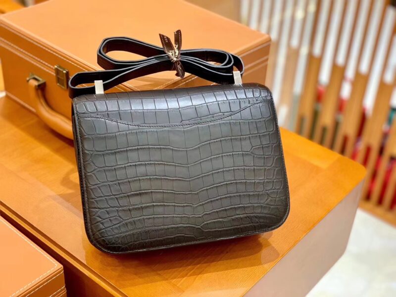 爱马仕 Constance 23cm 经典黑 一级尼罗鳄鱼皮 珐琅扣 原版蜜蜡线 顶级手缝 - Image 2