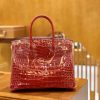 f5068c10b8b20c2.jpg 爱马仕 Birkin 铂金包 法拉利红 一级皮 尼罗鳄鱼皮 臻品级别 金扣 30cm