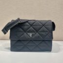 Prada*ReEdition系列邮差包1BD256黑色免检版