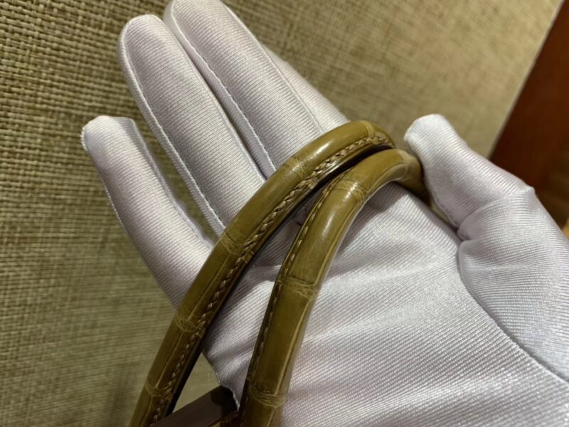 爱马仕 Birkin铂金包 褐绿色 一级皮 美洲鳄鱼 进口原料 顶级手缝工艺 25cm - Image 5