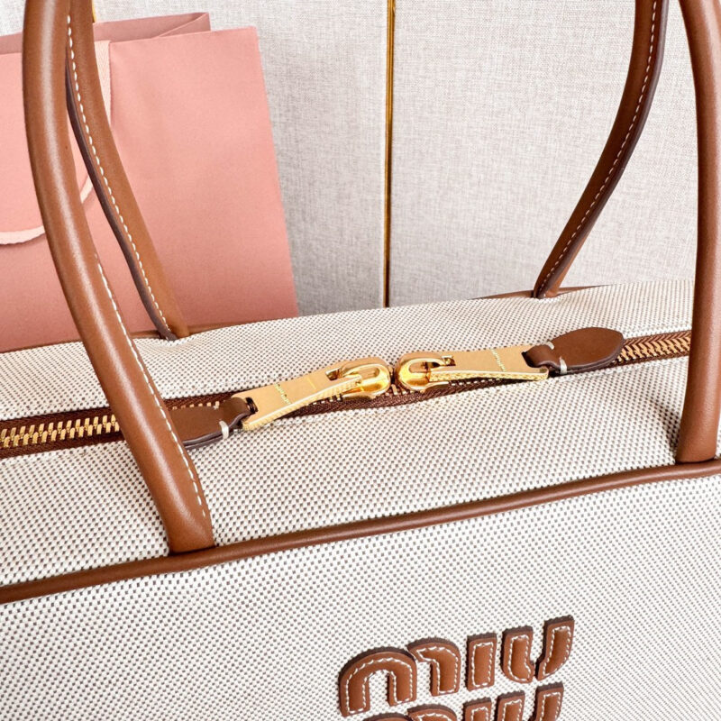 miumiu*5BB17长肩带公文包白色免检版 - Image 8