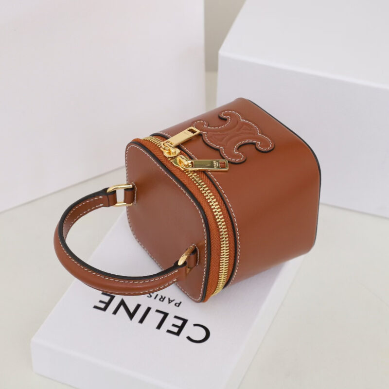 Celine*Triomphe系列手提袋10J762棕色免检版 - Image 7