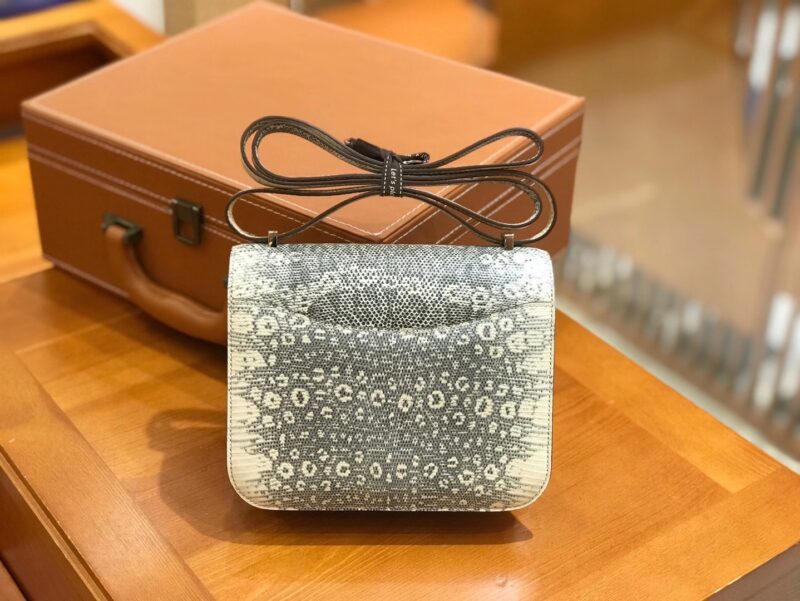 爱马仕 Constance 18cm 原色 仿蜥蜴皮 银扣 全手工缝制 顶级高订 - Image 6