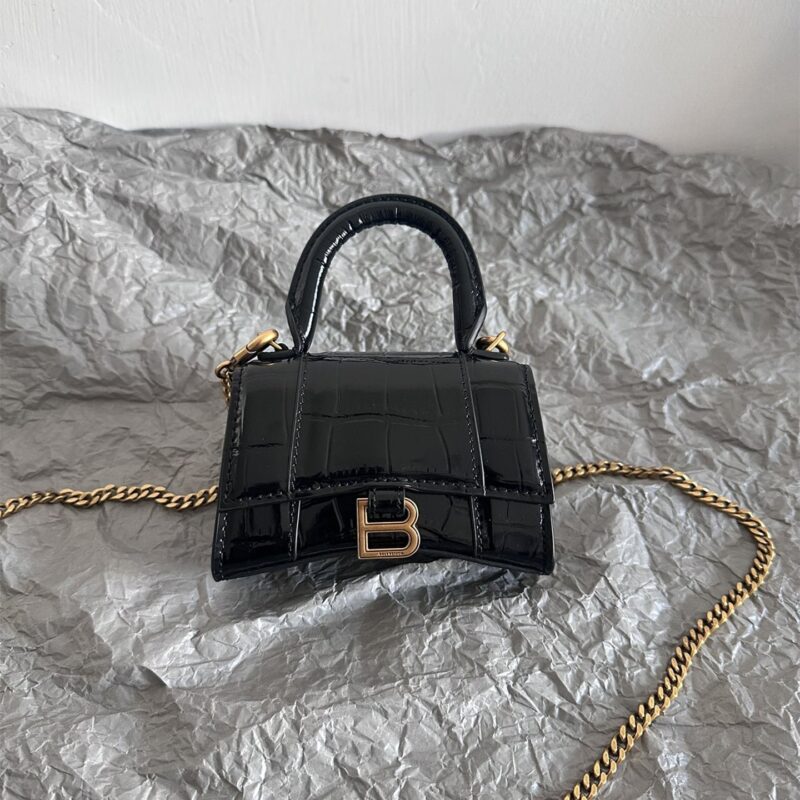 Balenciaga天花版-巴黎世家天花板