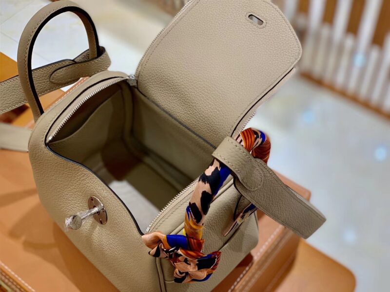 爱马仕 Mini Lindy 迷你 琳迪包 风衣灰 18cm - Image 3