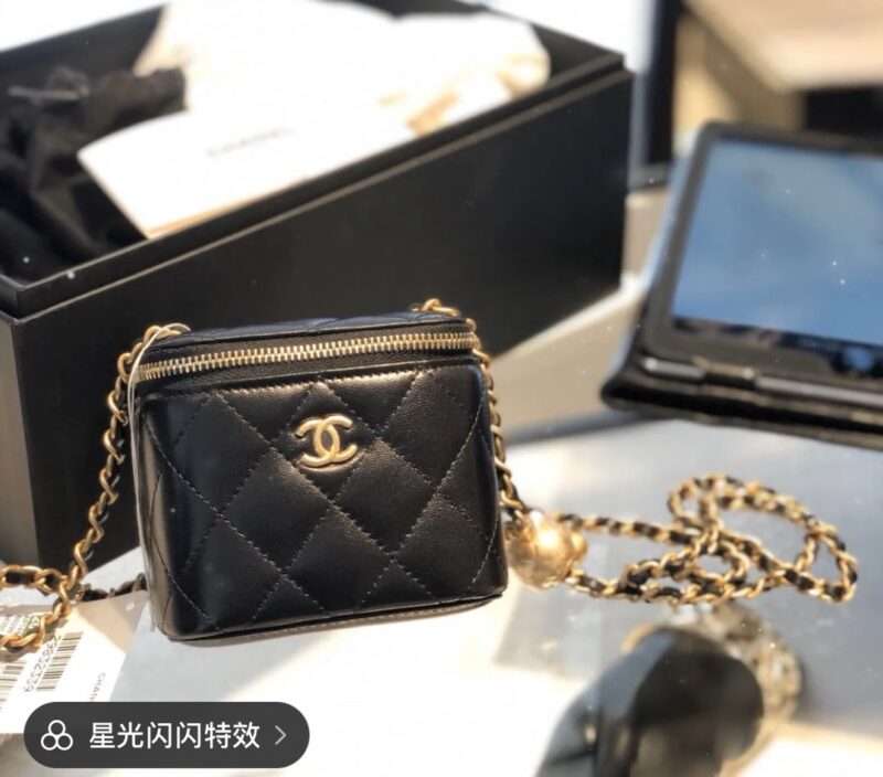 CHANEL 羊皮金珠盒子包化妆包口红包 AP1447 - Image 2
